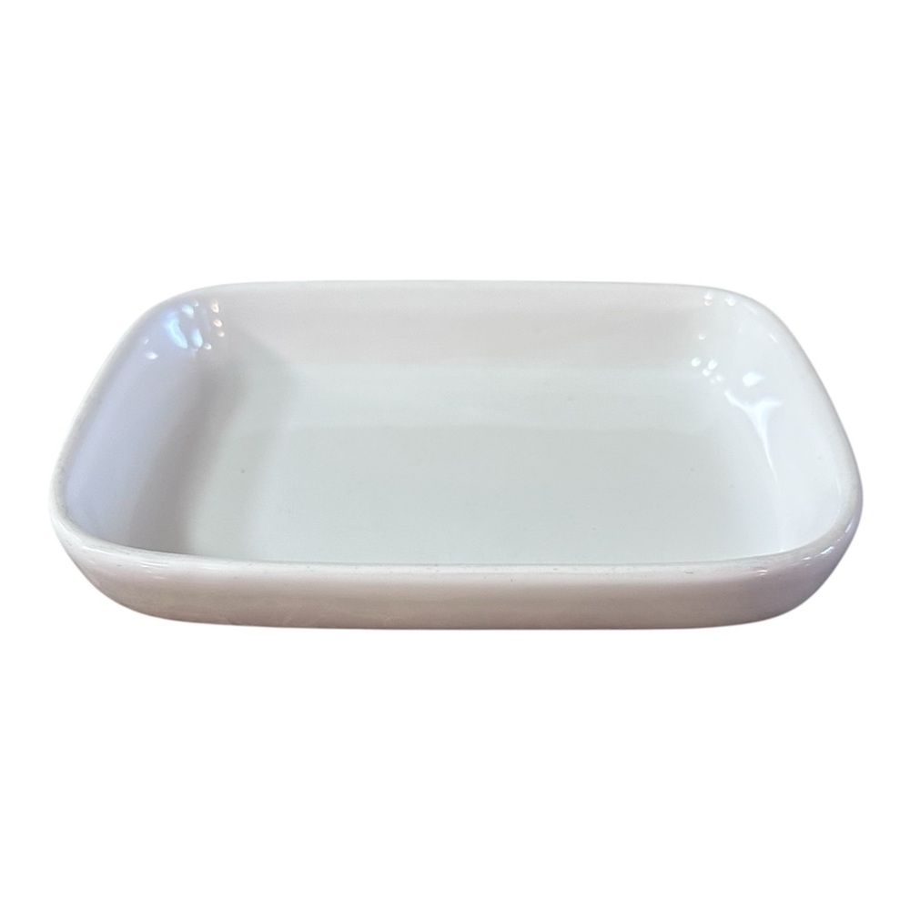 Small White Trinket Or Soap Dish